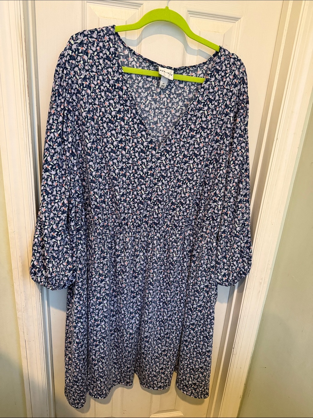 Ava & Viv Navy Floral V-Neck Long Sleeve Dress